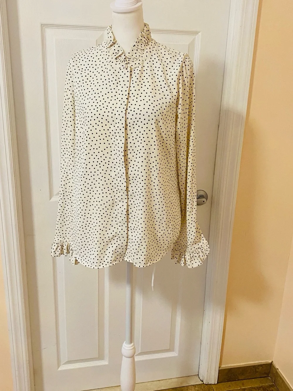 Talbots size small high neck top - Picture 3 of 9